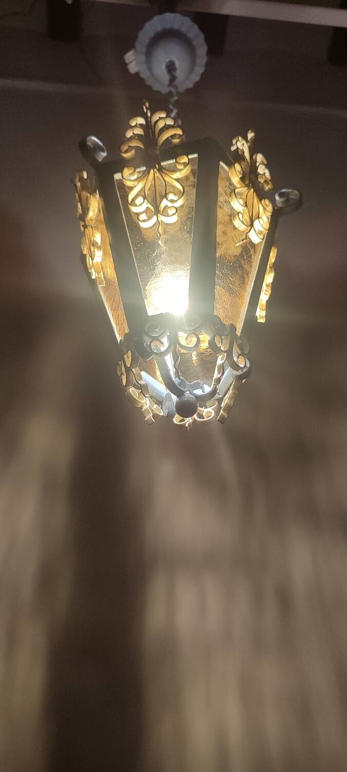 Lámpara de techo o farol. España, 1980s.