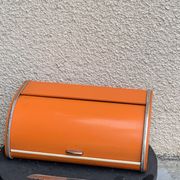 Bread box orange metal and its vintage knife 1970