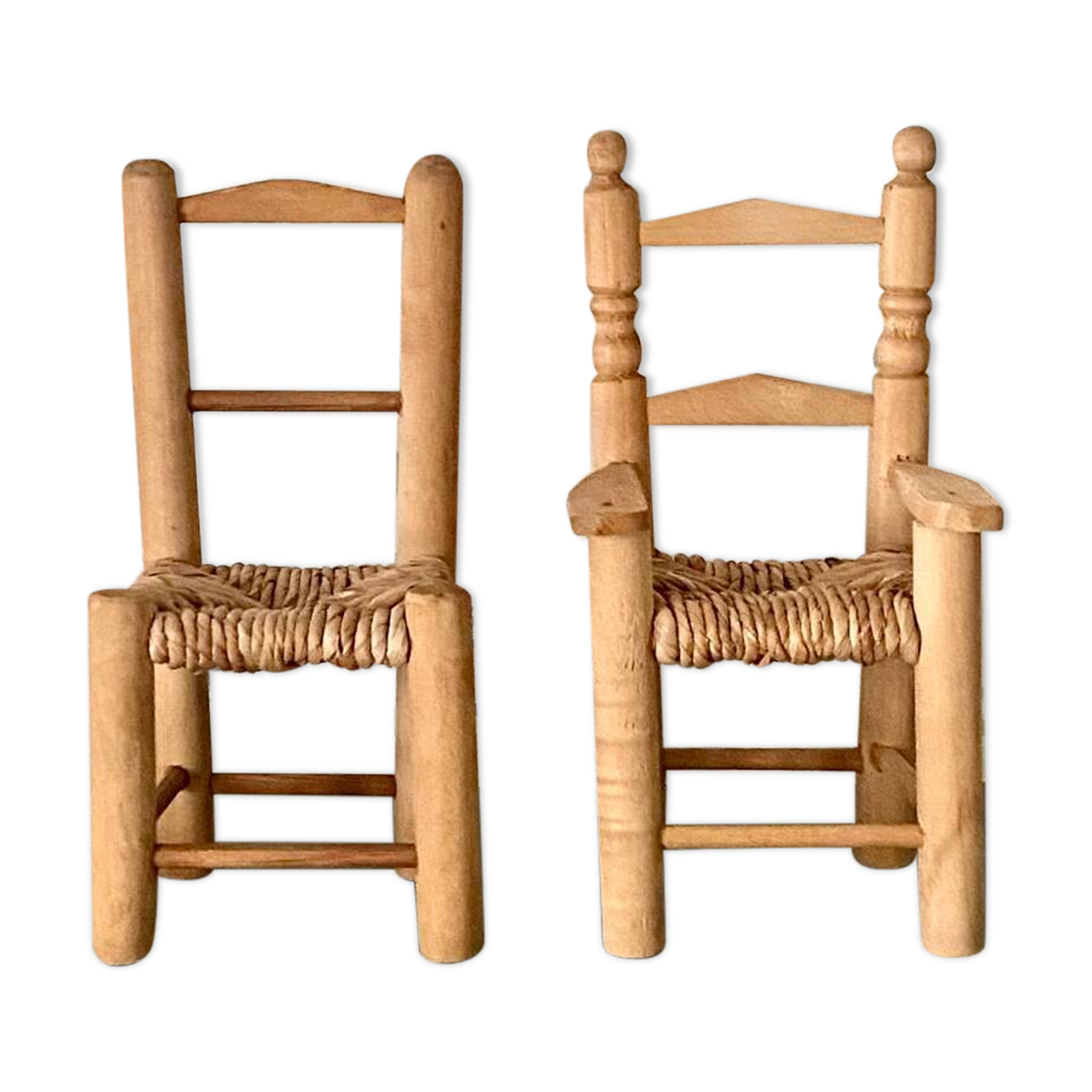 Chairs for dolls