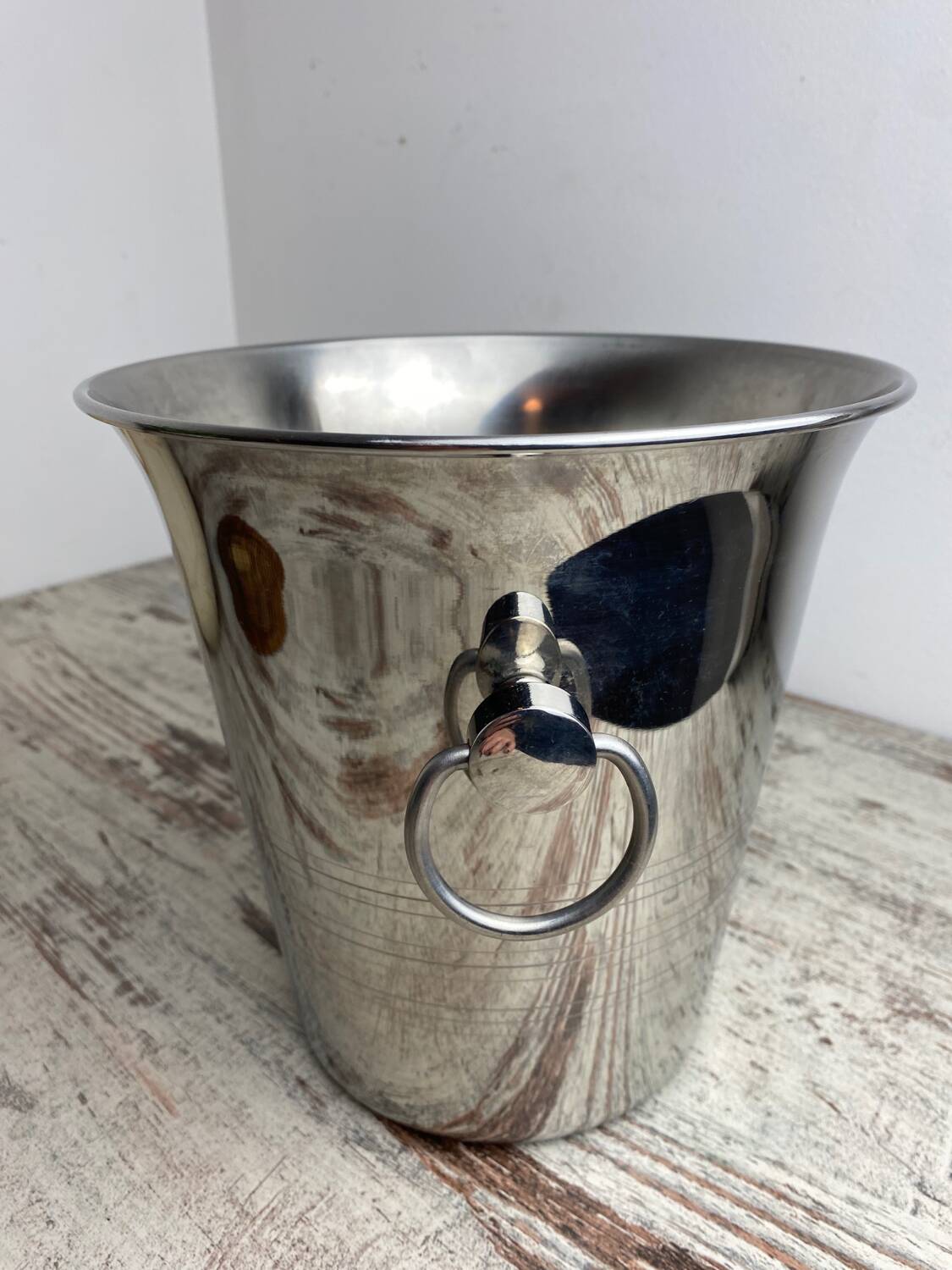 Stainless steel champagne bucket