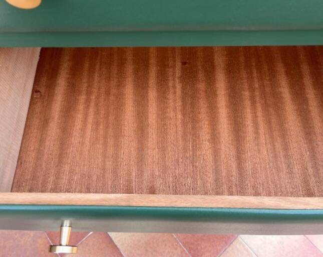 XXL vintage green chiffonier