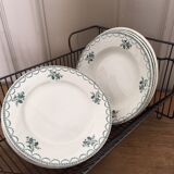 Set 4 dinner plates and 4 soup plates