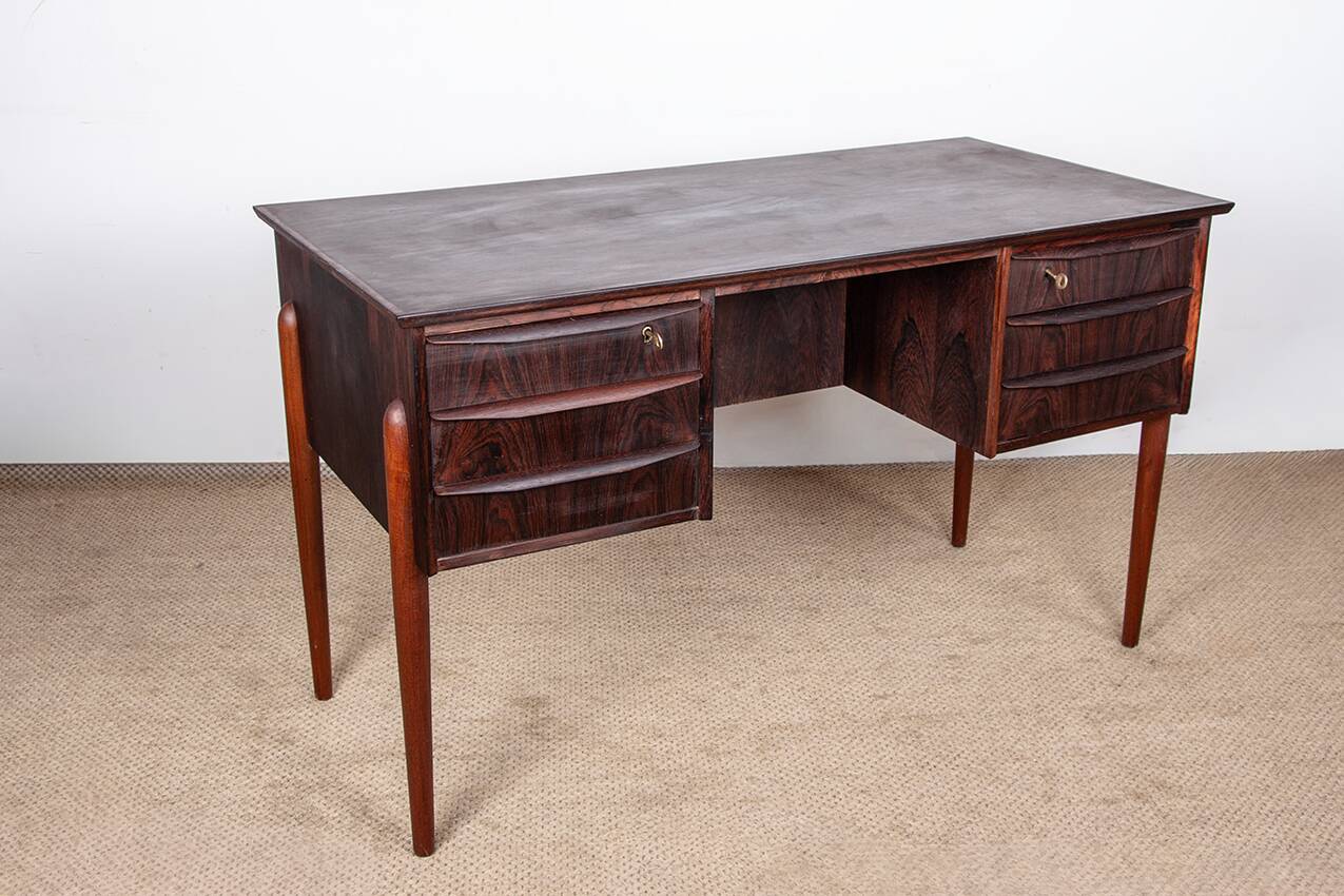 Bureau danois en palissandre et piètement en teck, Johannes Andersen 1960