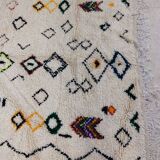 Handmade moroccan berber rug 250 x 153 cm