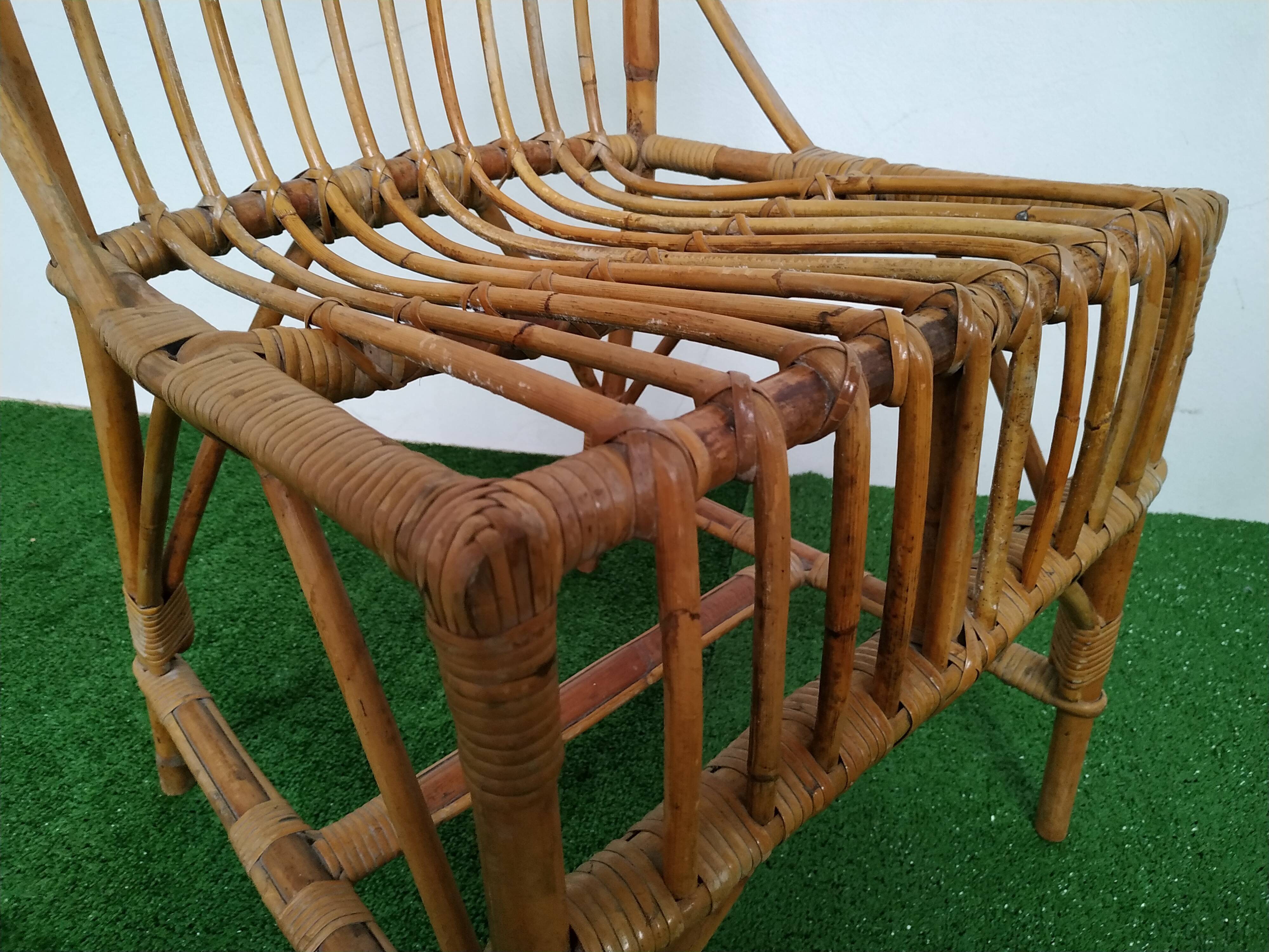 4 rattan chairs