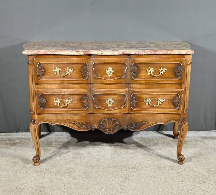 Walnut Sauté Crossbow Commode, Louis XV style – Early 20th century
