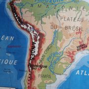 Vintage school map mdi Oceania - South America.