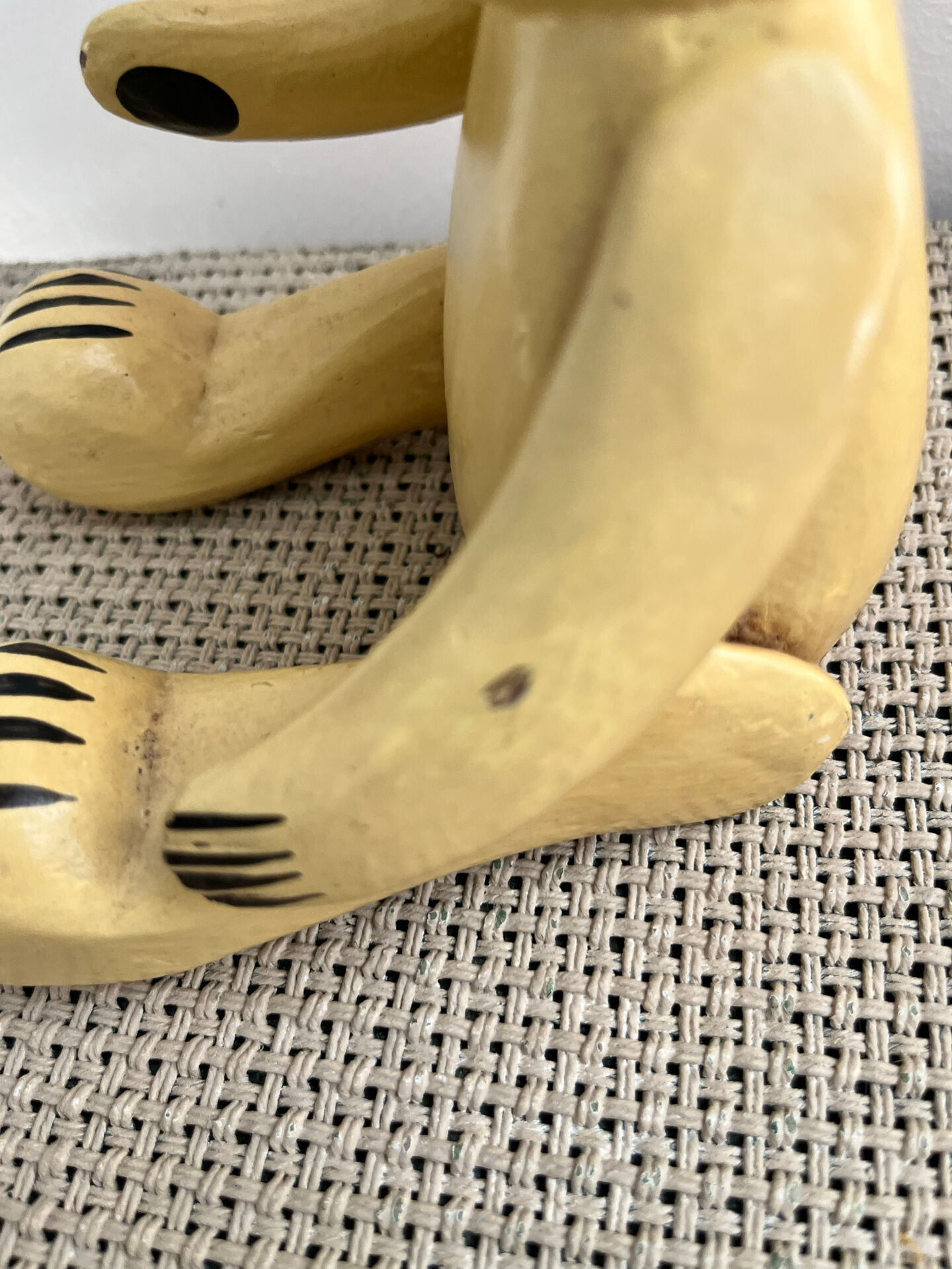 Ours in articulated wood