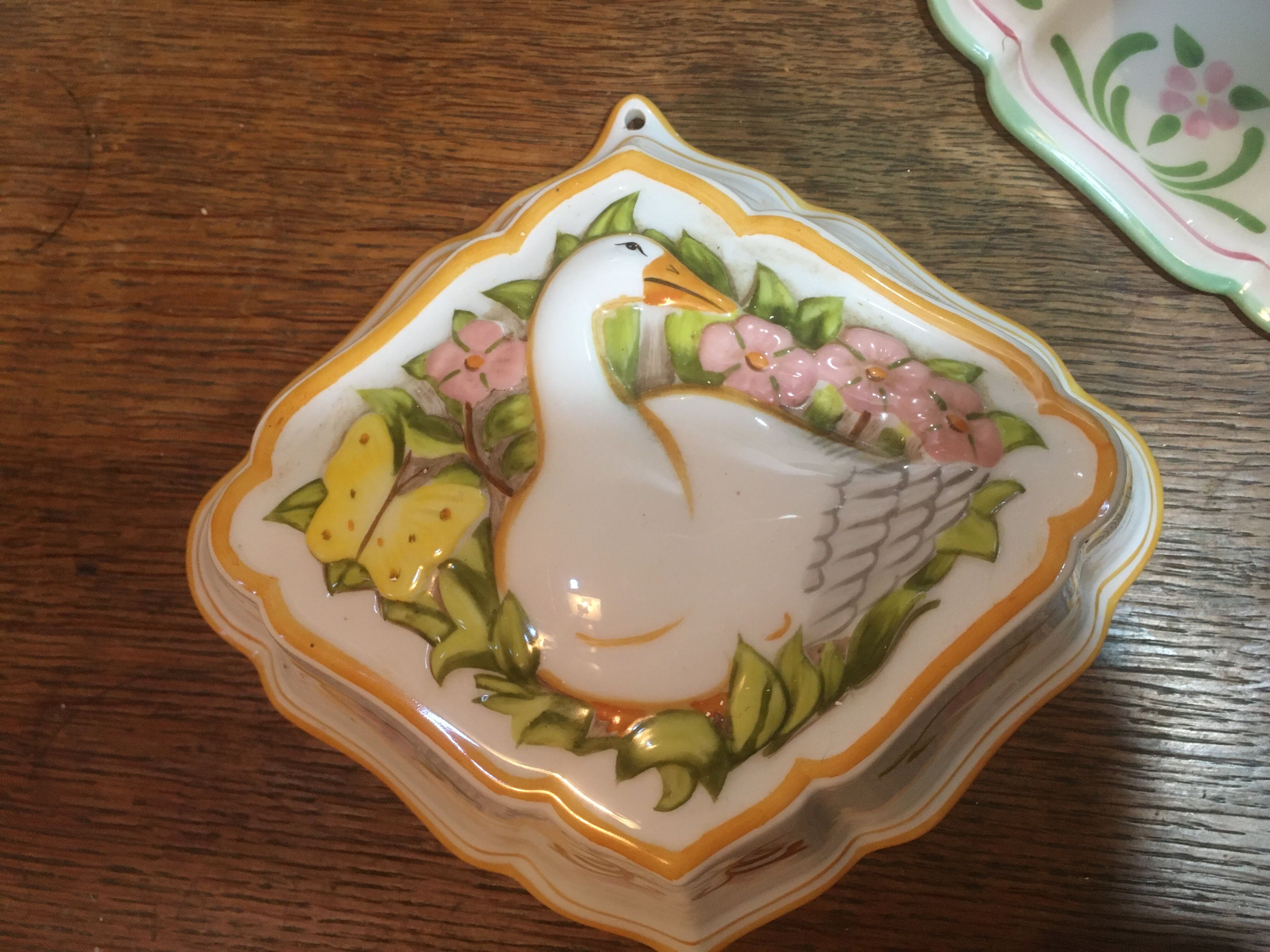 Decorative jelly mold