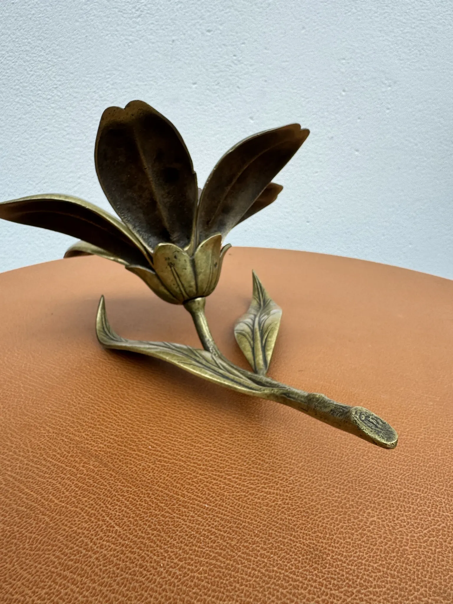 Ashtray flower solid brass 1960s