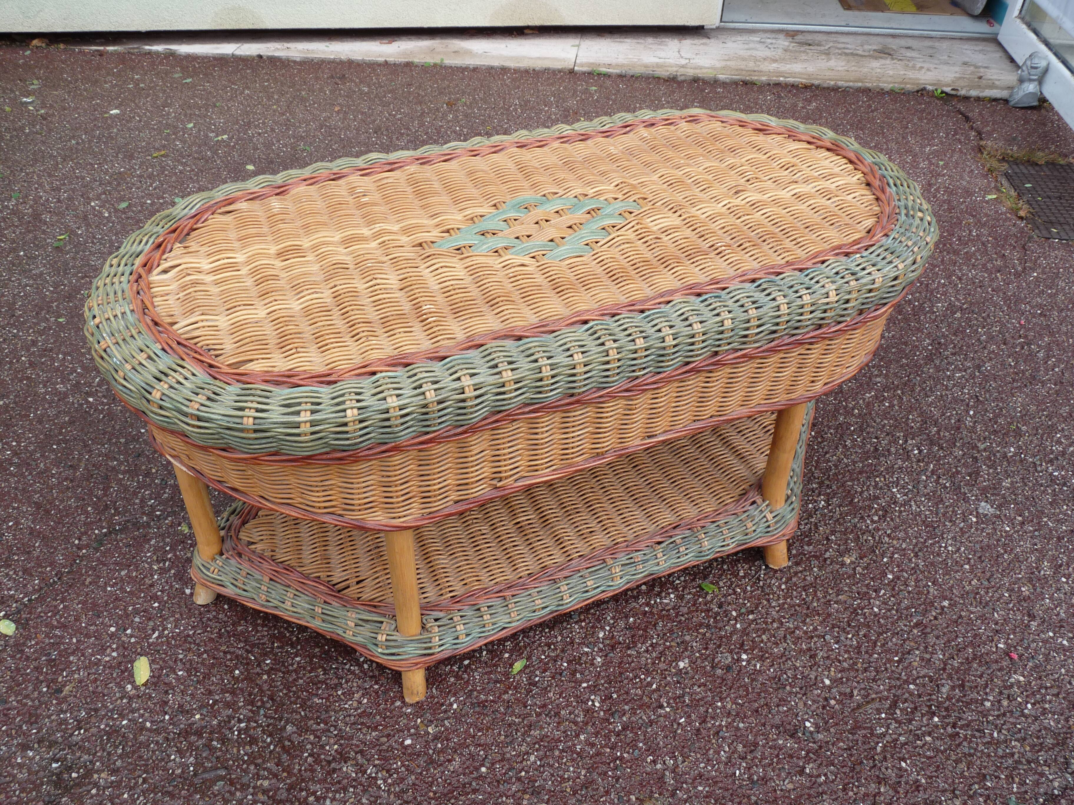 Coffee table - Wicker - Rattan - green red brown