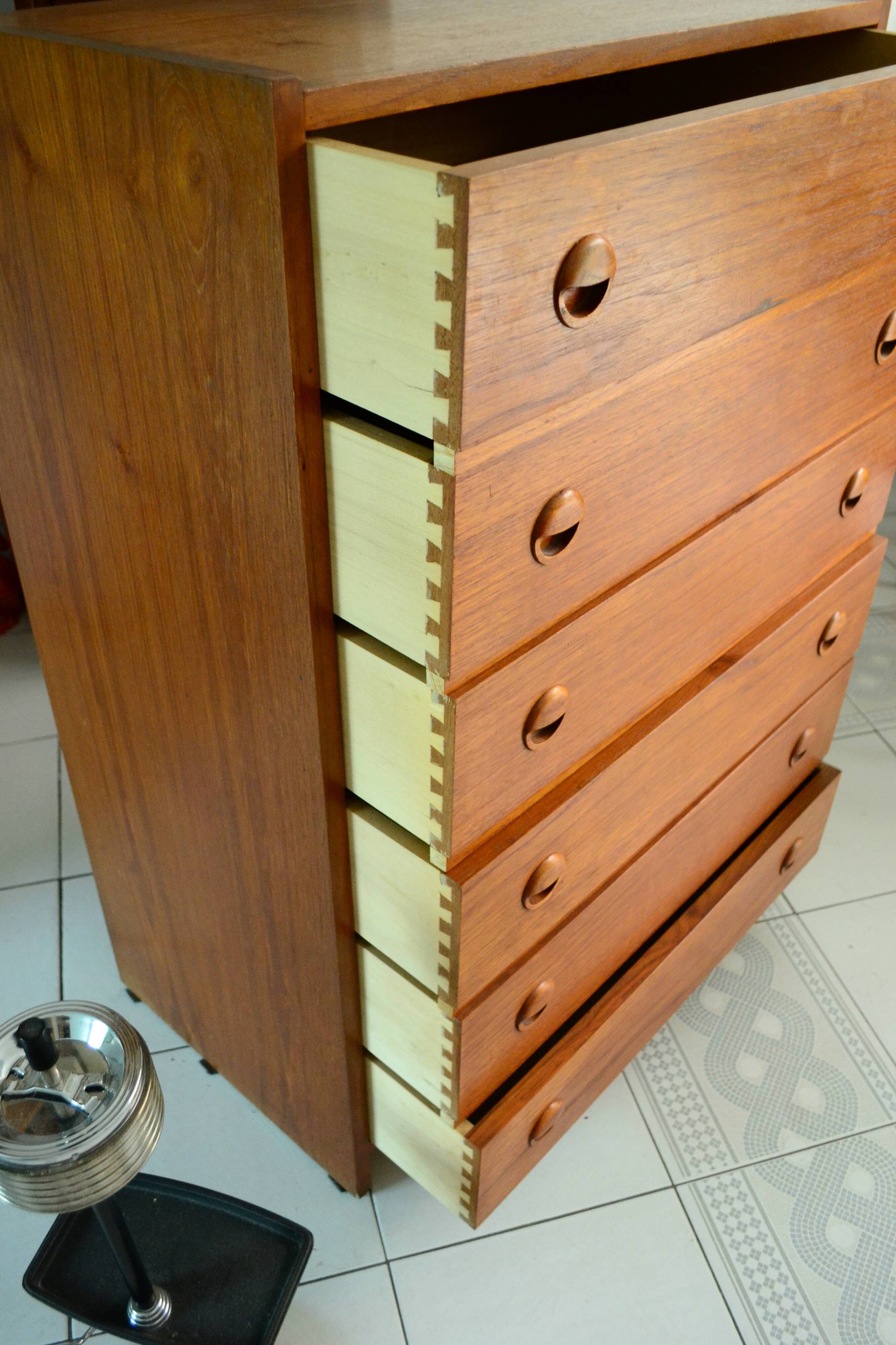 Scandinavian dresser teak rag picker 60s/70s