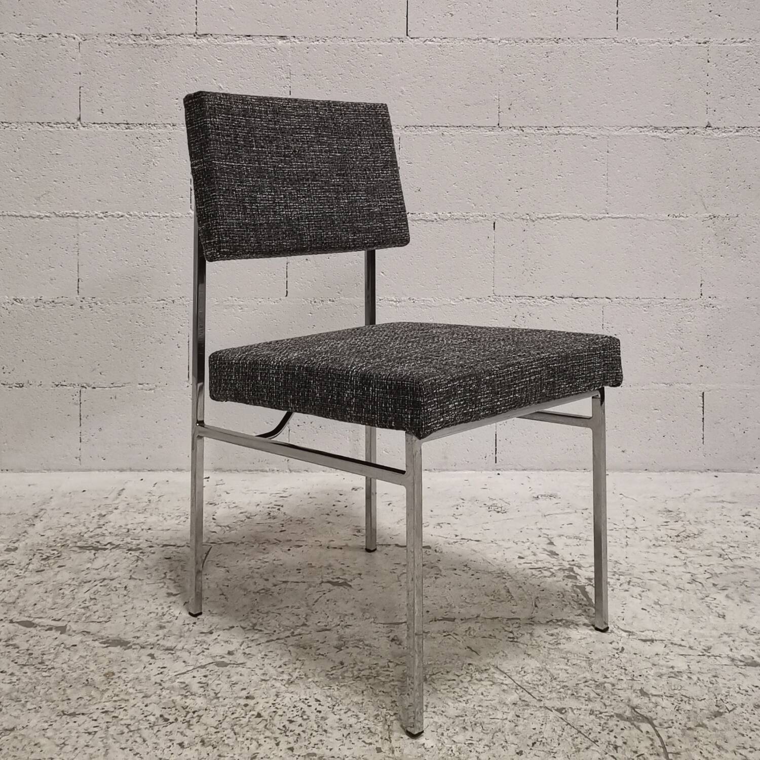 P60 chair designed by Philippon & Lecoq, Airborne edition, 1960