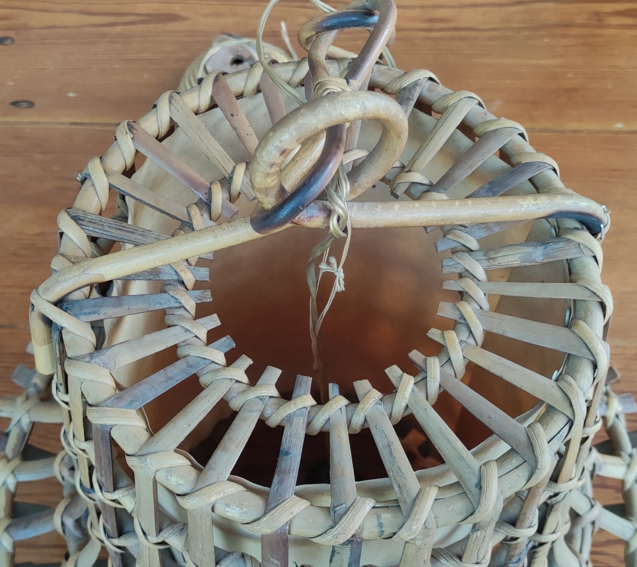 Large rattan suspension in the 1960s