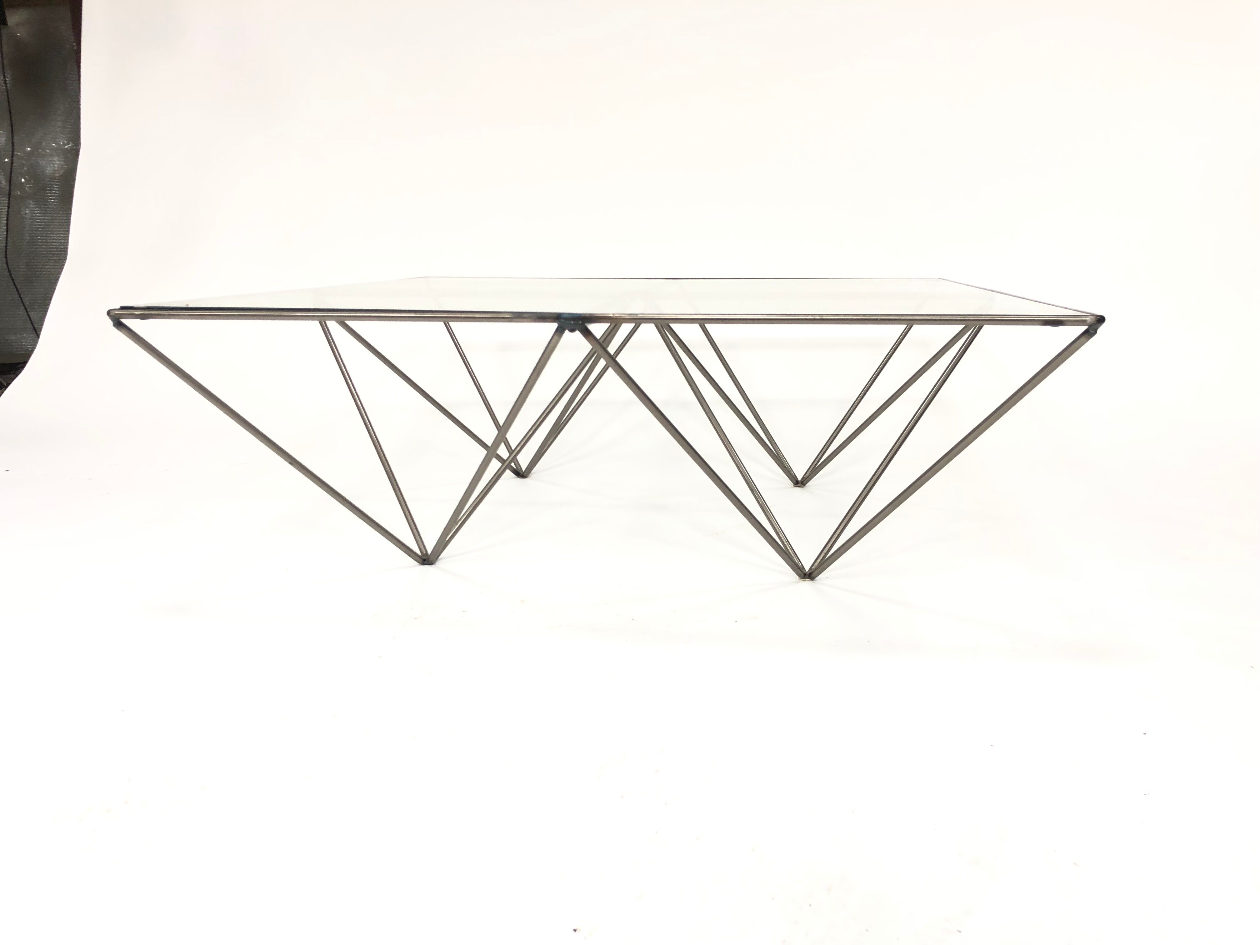 Table low vintage 60s/70s design steel wire