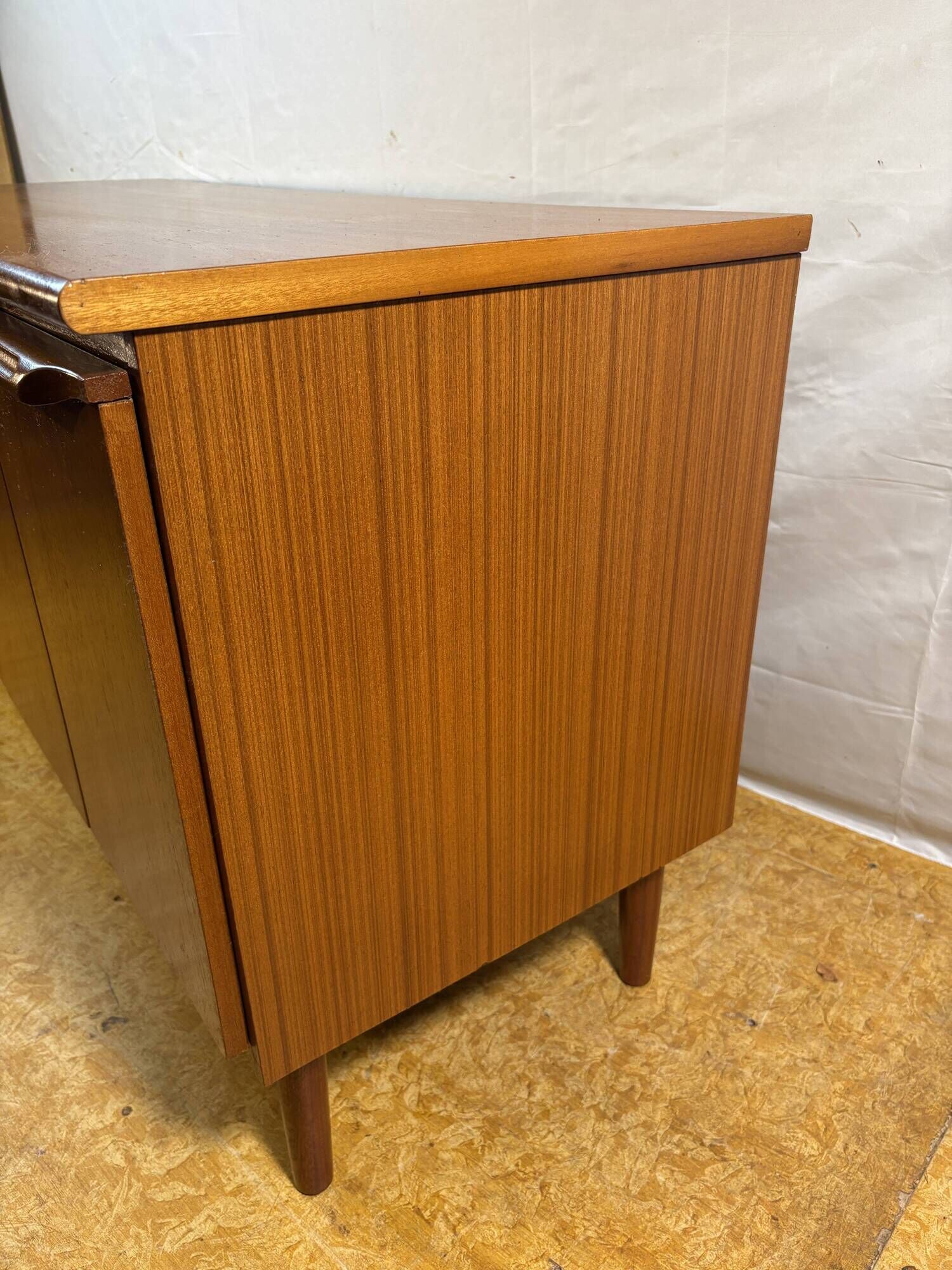 Mid Century Retro Vintage J.S. Sakol Teak Sideboard – 1960s–1970s  Scandina