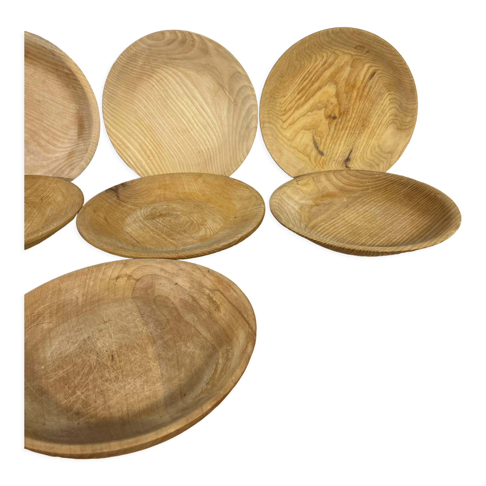 Series of 7 wooden plates
