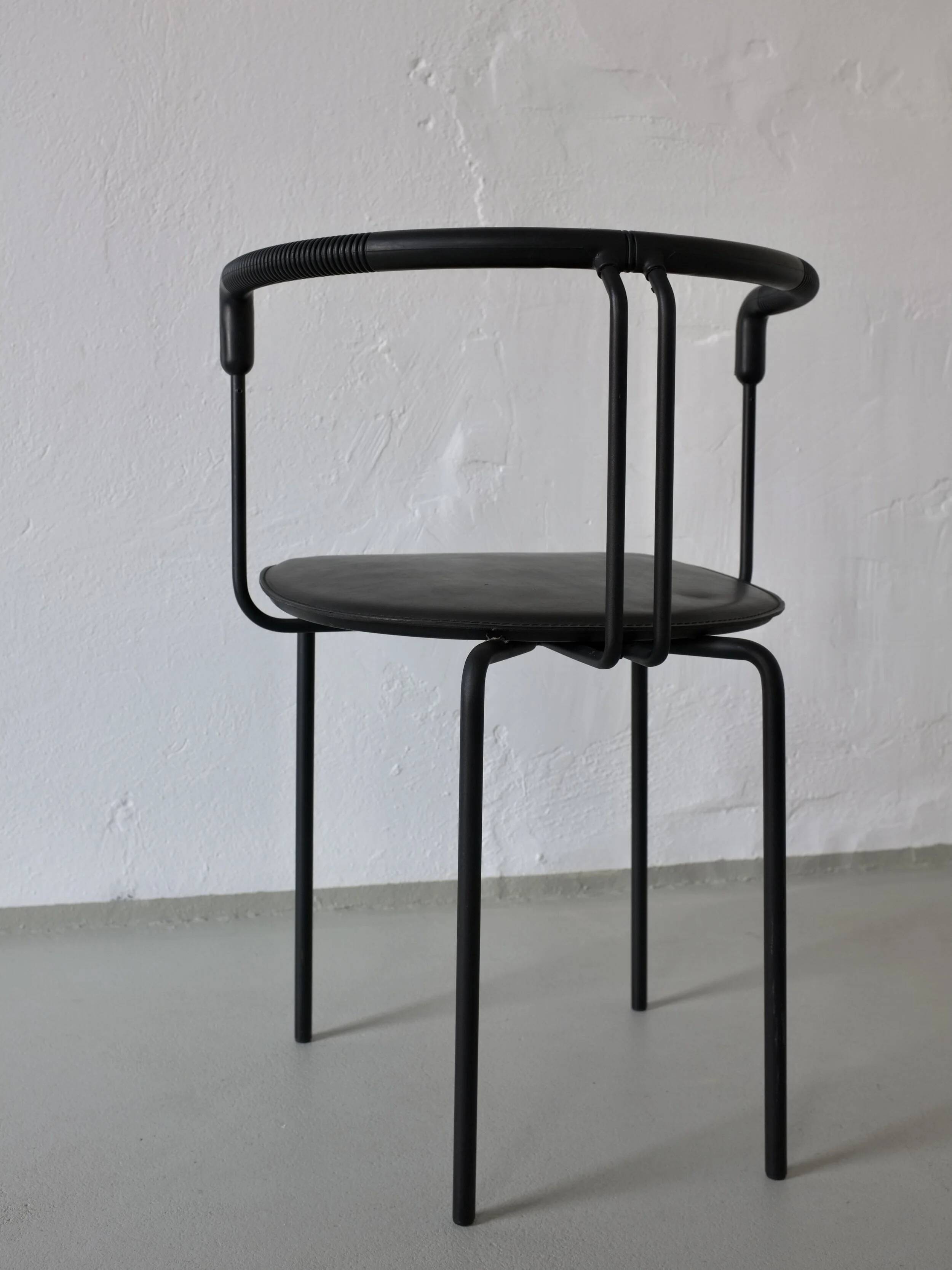 4 postmodern black leather armchairs from Cidue, Italy, 1990s