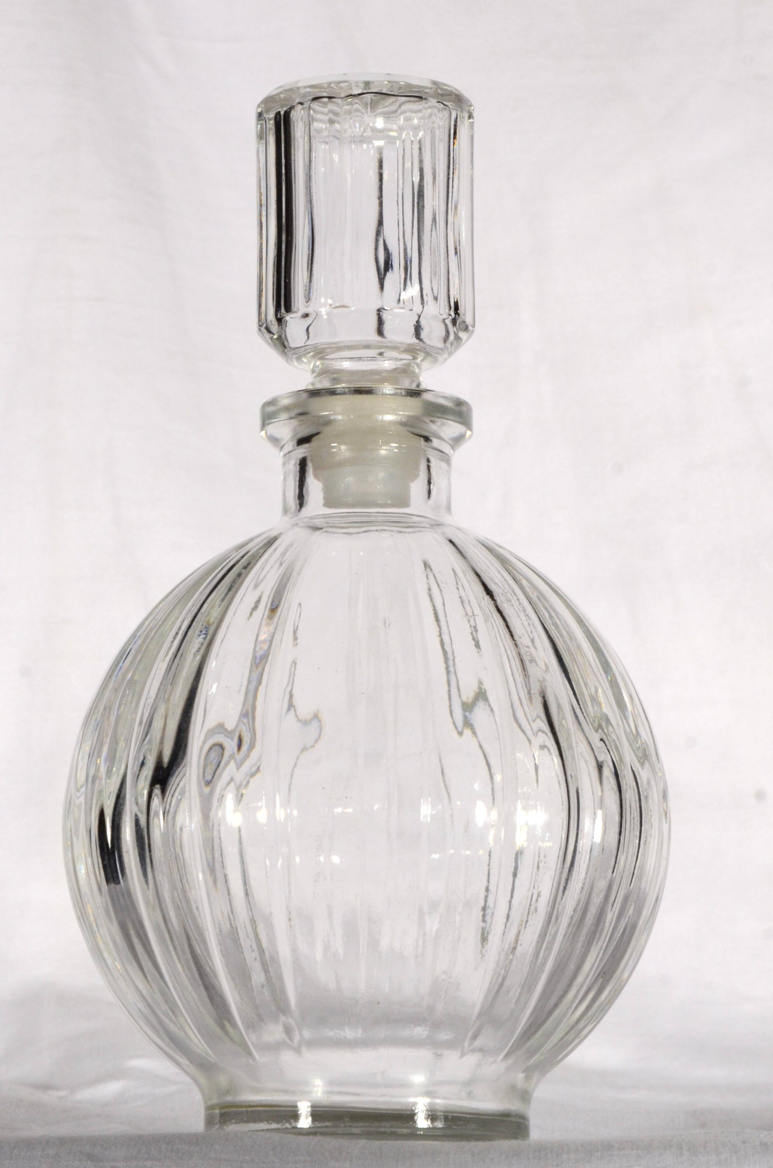 Flacon de parfum, eau de Cologne fabriqué en France