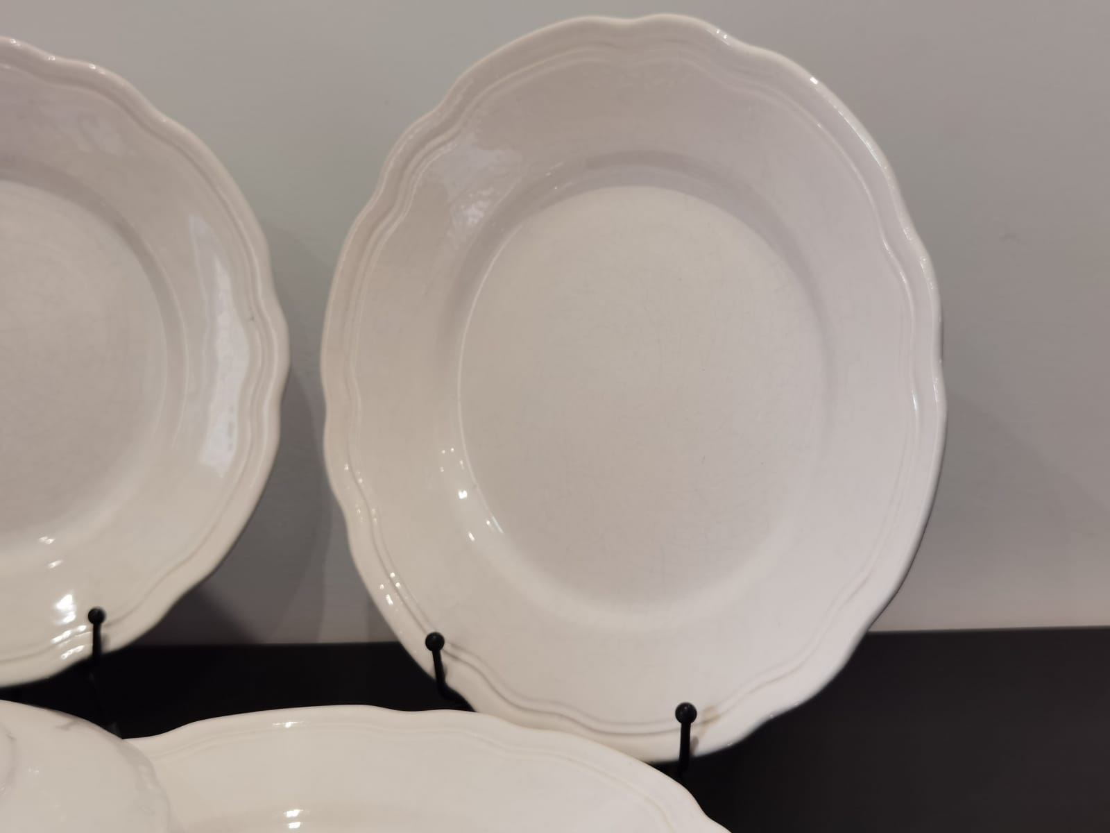 Flat plates 24.5cm Sarreguemines France