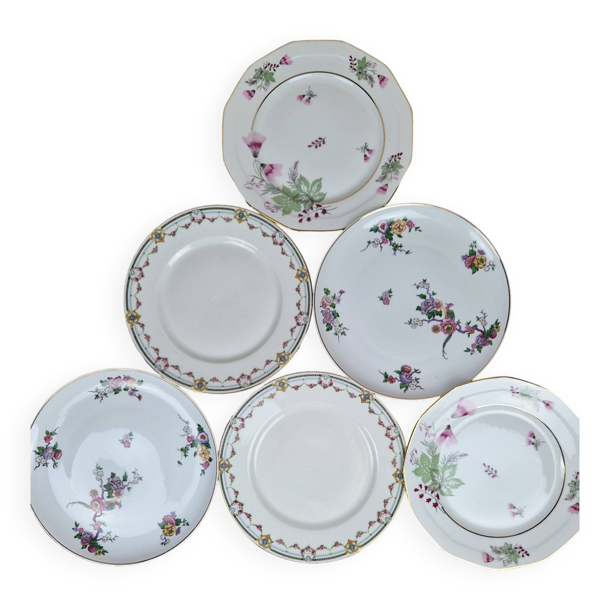 Composition of 6 flat plates in Limoges porcelain: