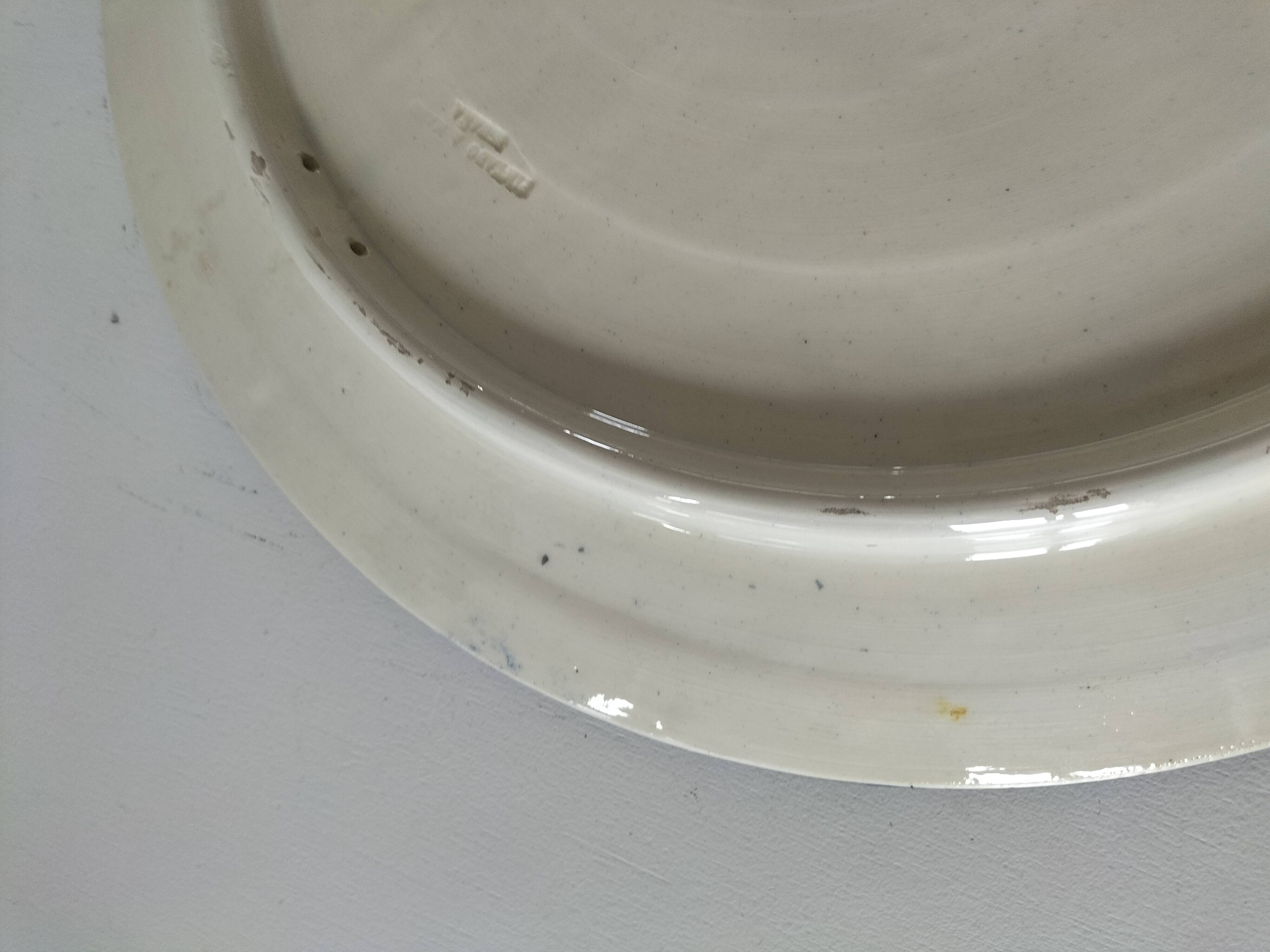 Large Talavera-decorated dish – Spain