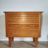 Vintage chest of drawers