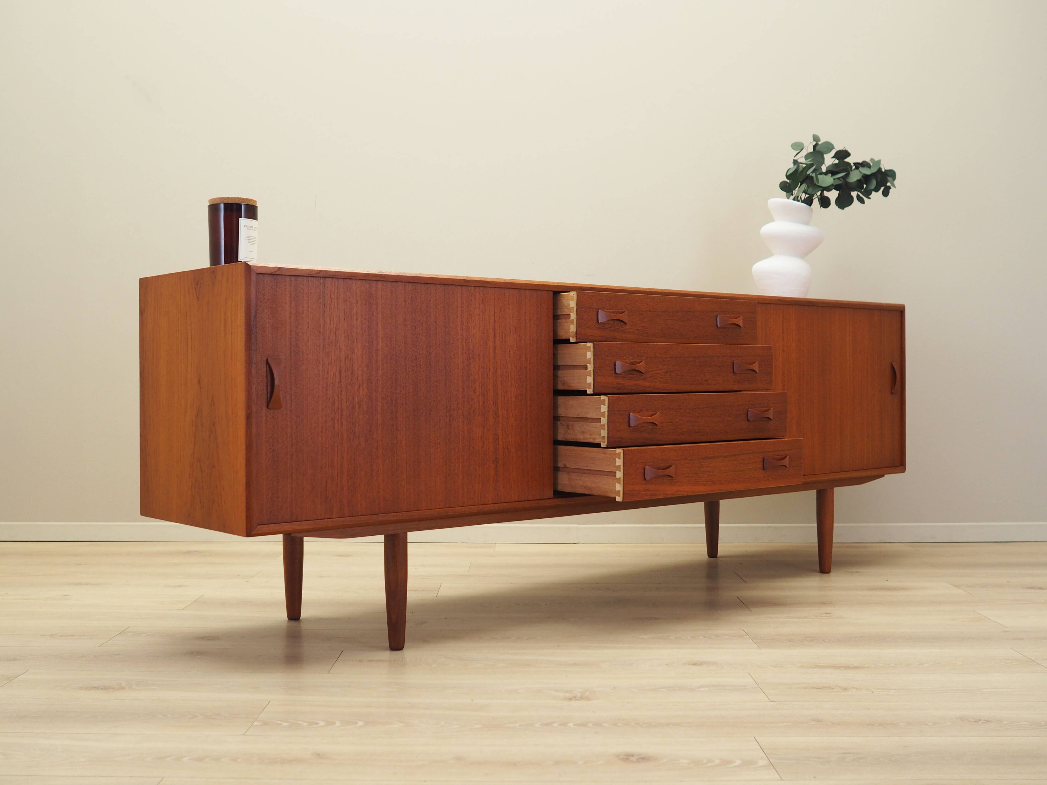 Buffet en teck, design danois, années 60, fabricant : Clausen & Son