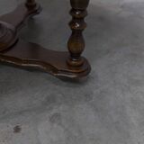 Bar globe maps rolling world