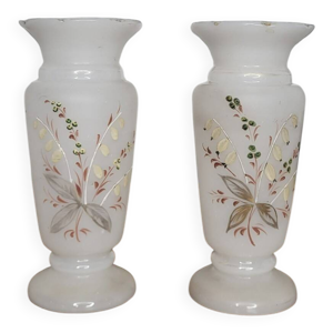 Paire de vases en verre