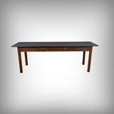 Chestnut farmhouse table, 8 to 10 covers – late 19th century