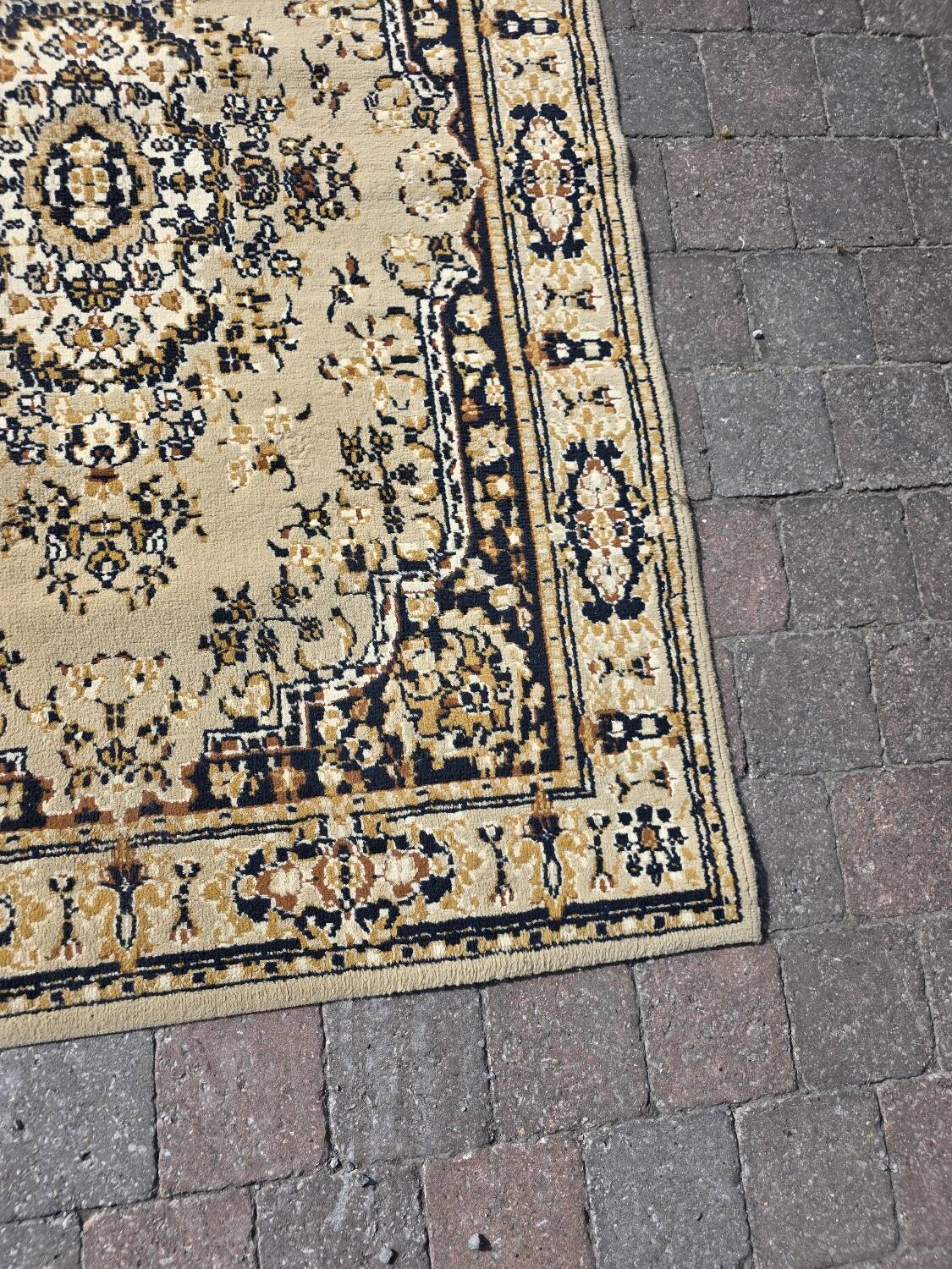 Mid-20th century carpet