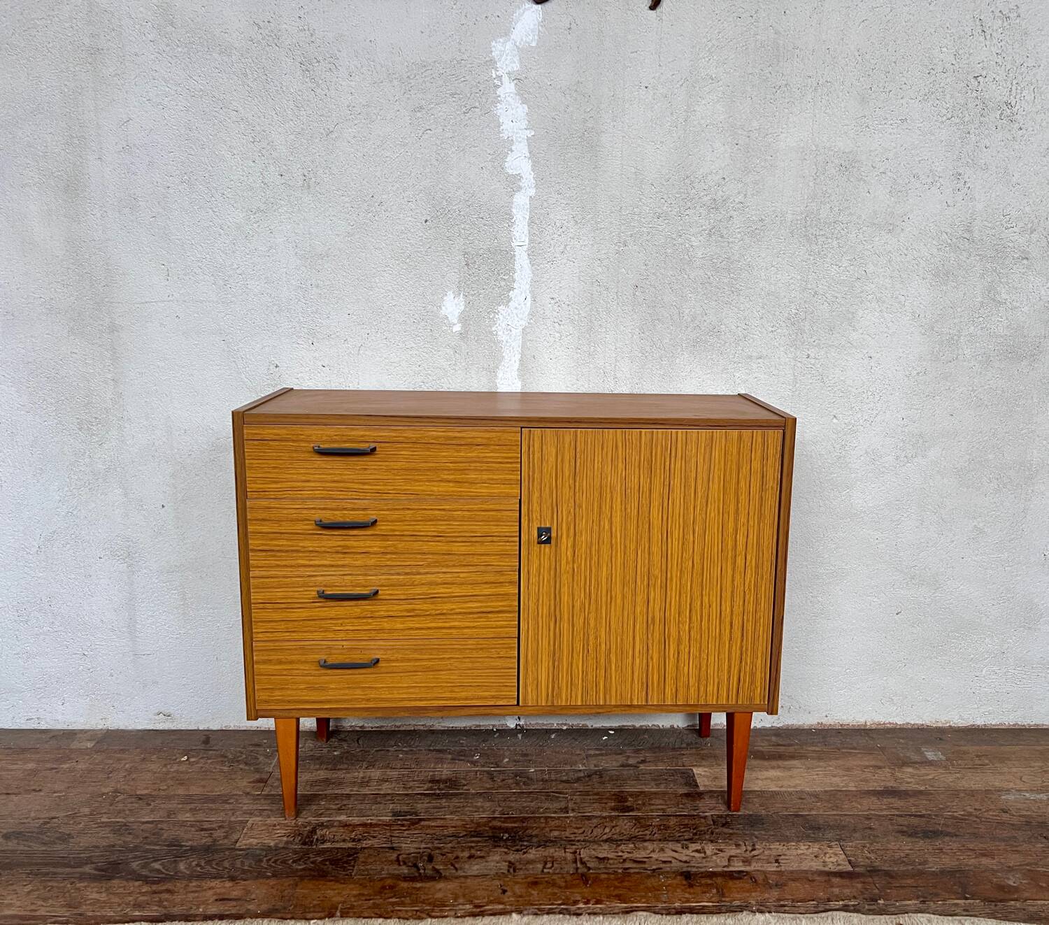 Enfilade buffet vintage Mobel en bois et formica - 1960
