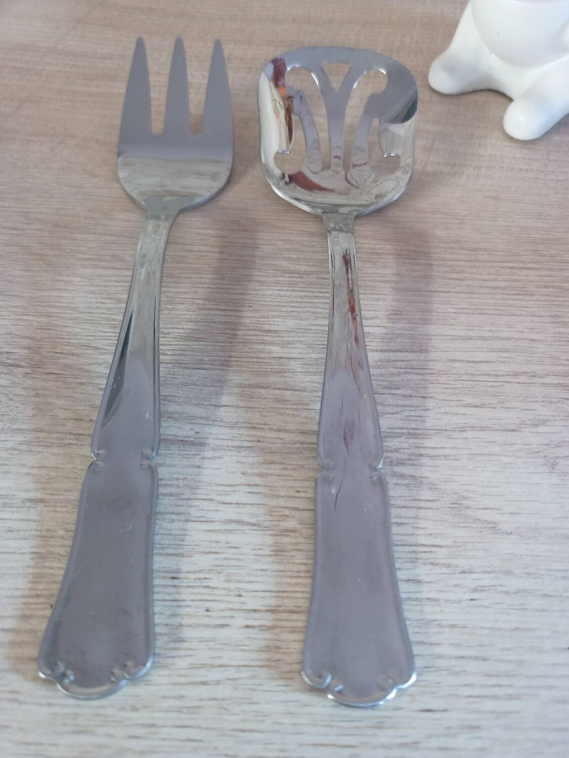 Cutlery for petit fours