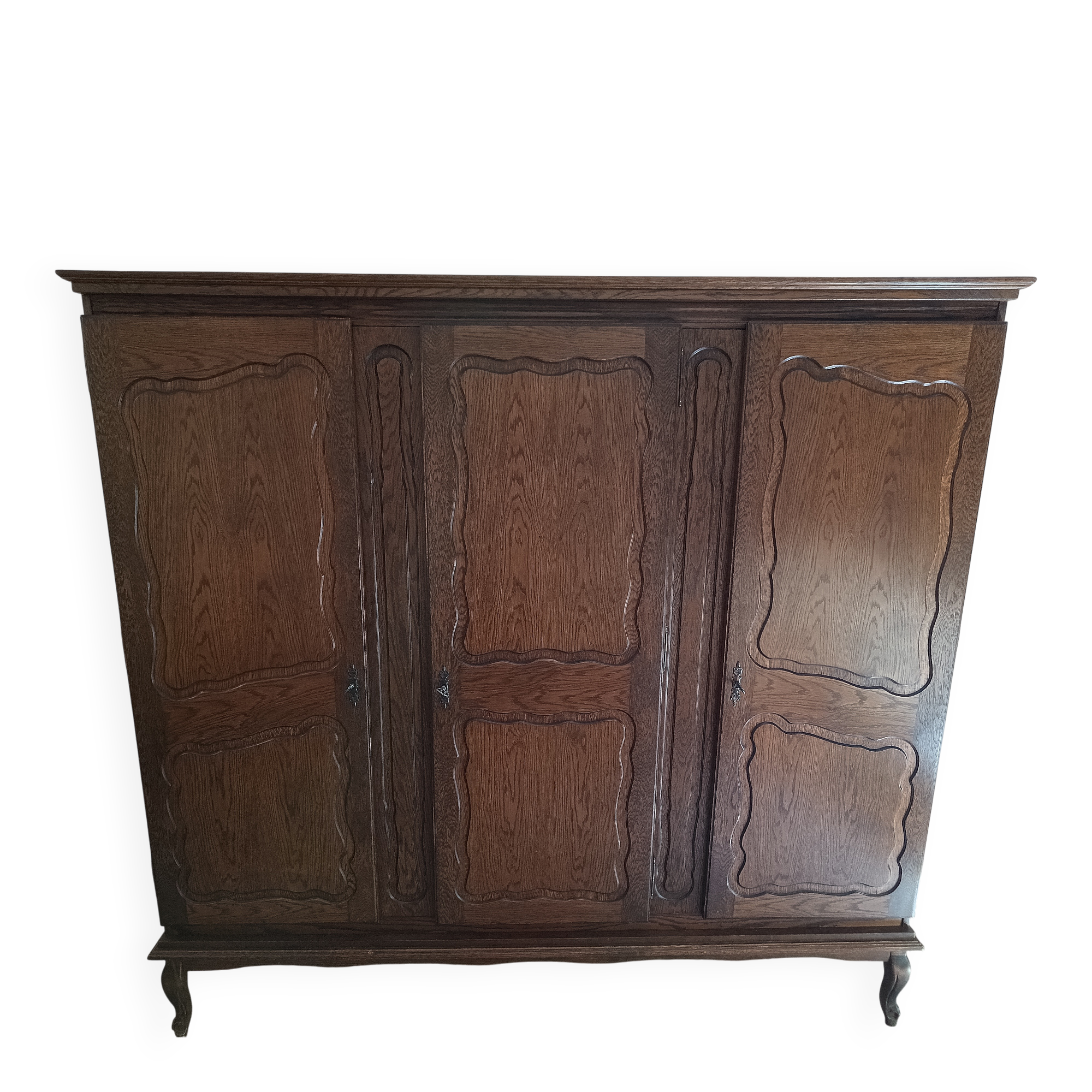 Large antique solid wood wardrobe – 195 x 182 x 55 cm