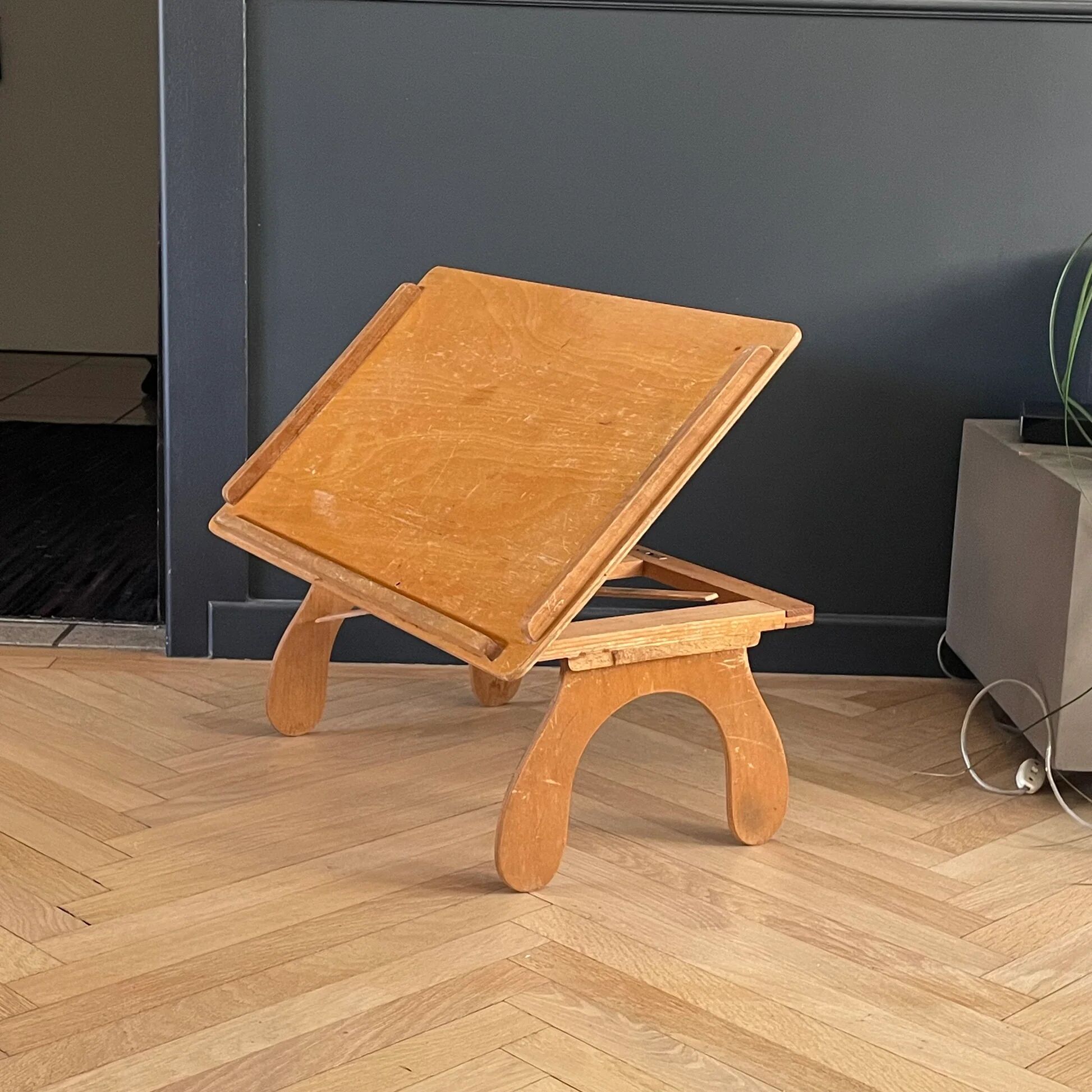 Plateau pupitre pliable en bois