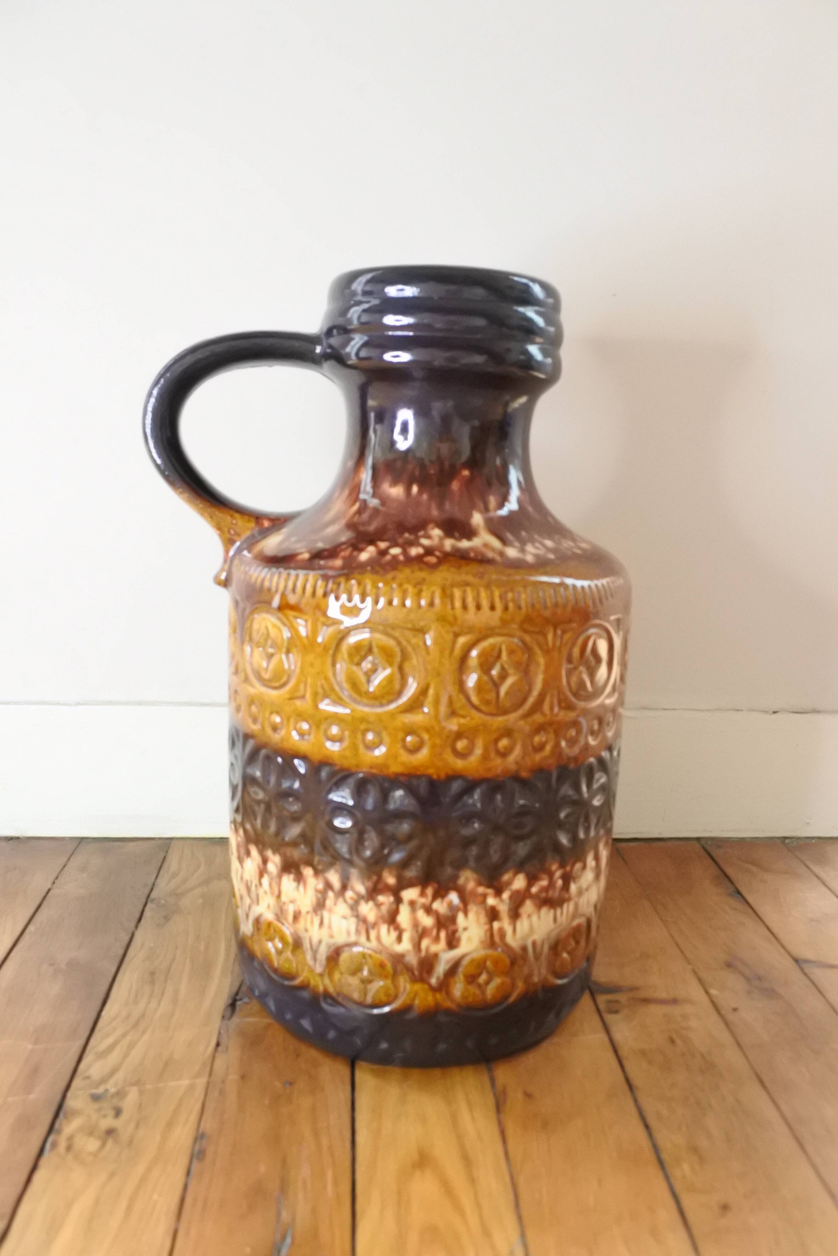 Ceramic jar