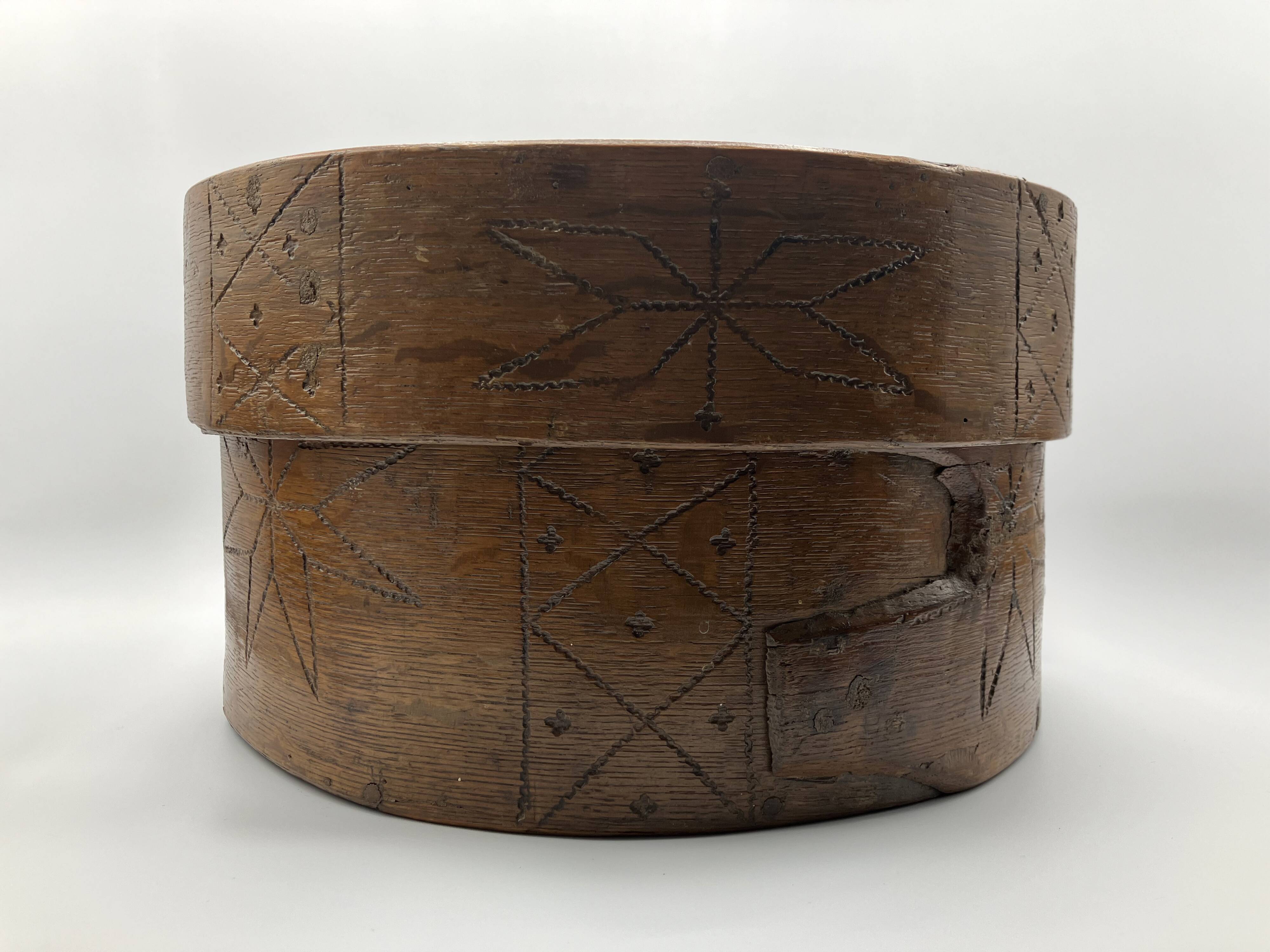 Antique Swedish Bentwood Box with Lid • Folk Art