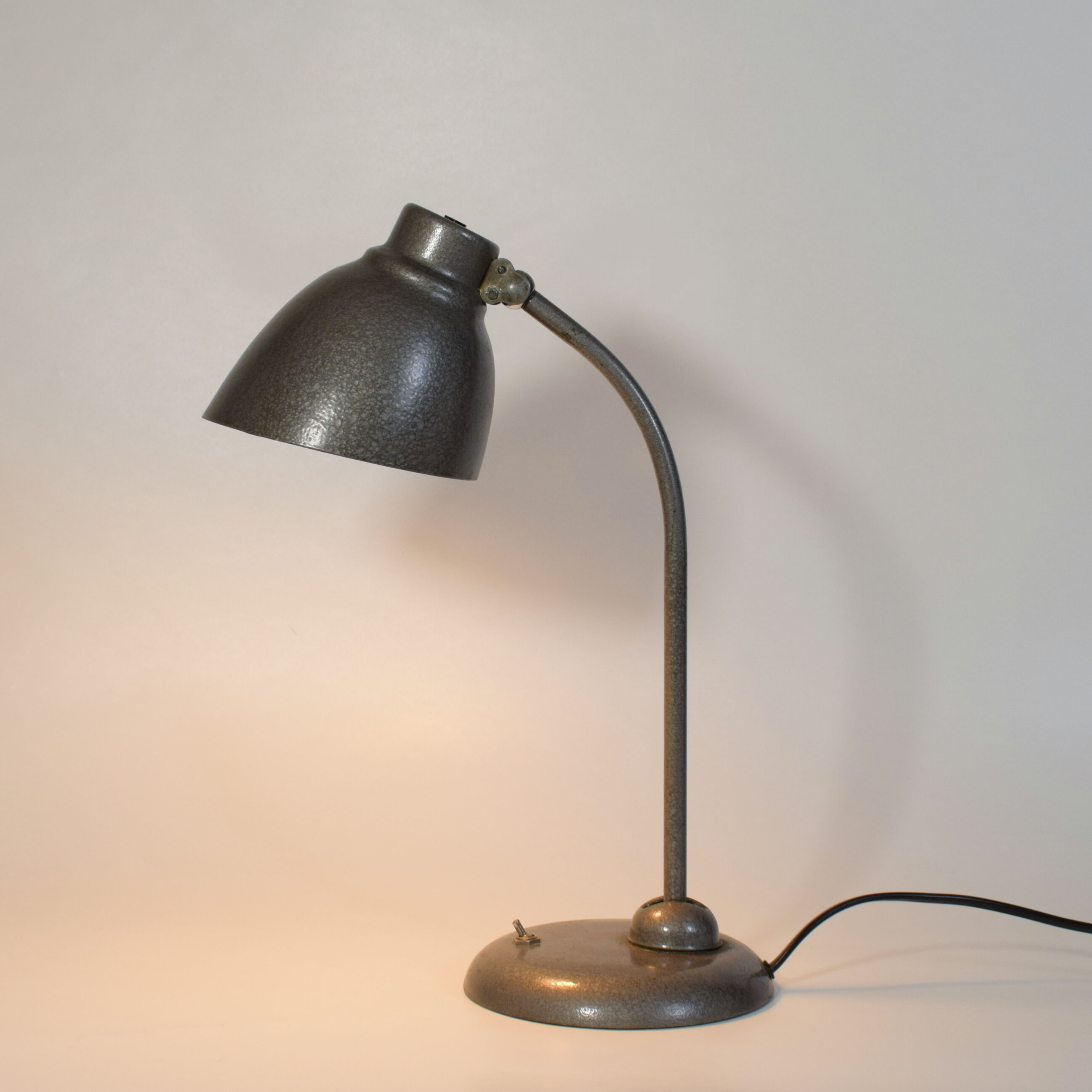 Office lamp, modernist metal, vintage