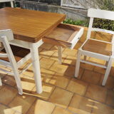 Table with two Italian extensions and 4 chairs