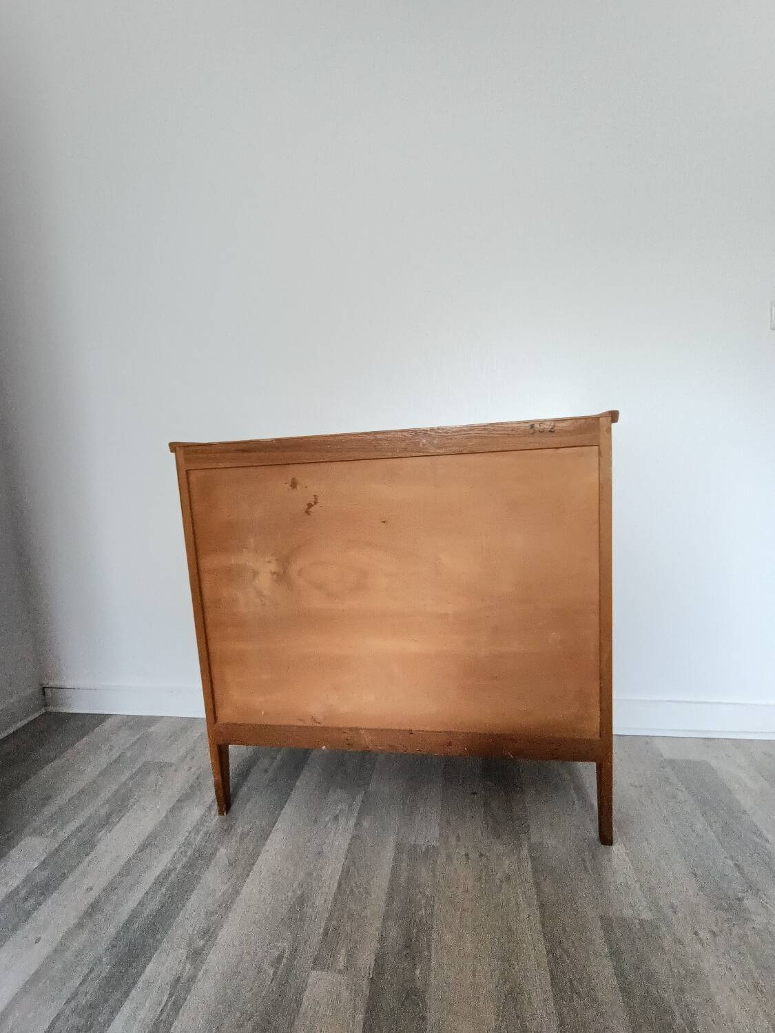 Commode vintage pieds compas