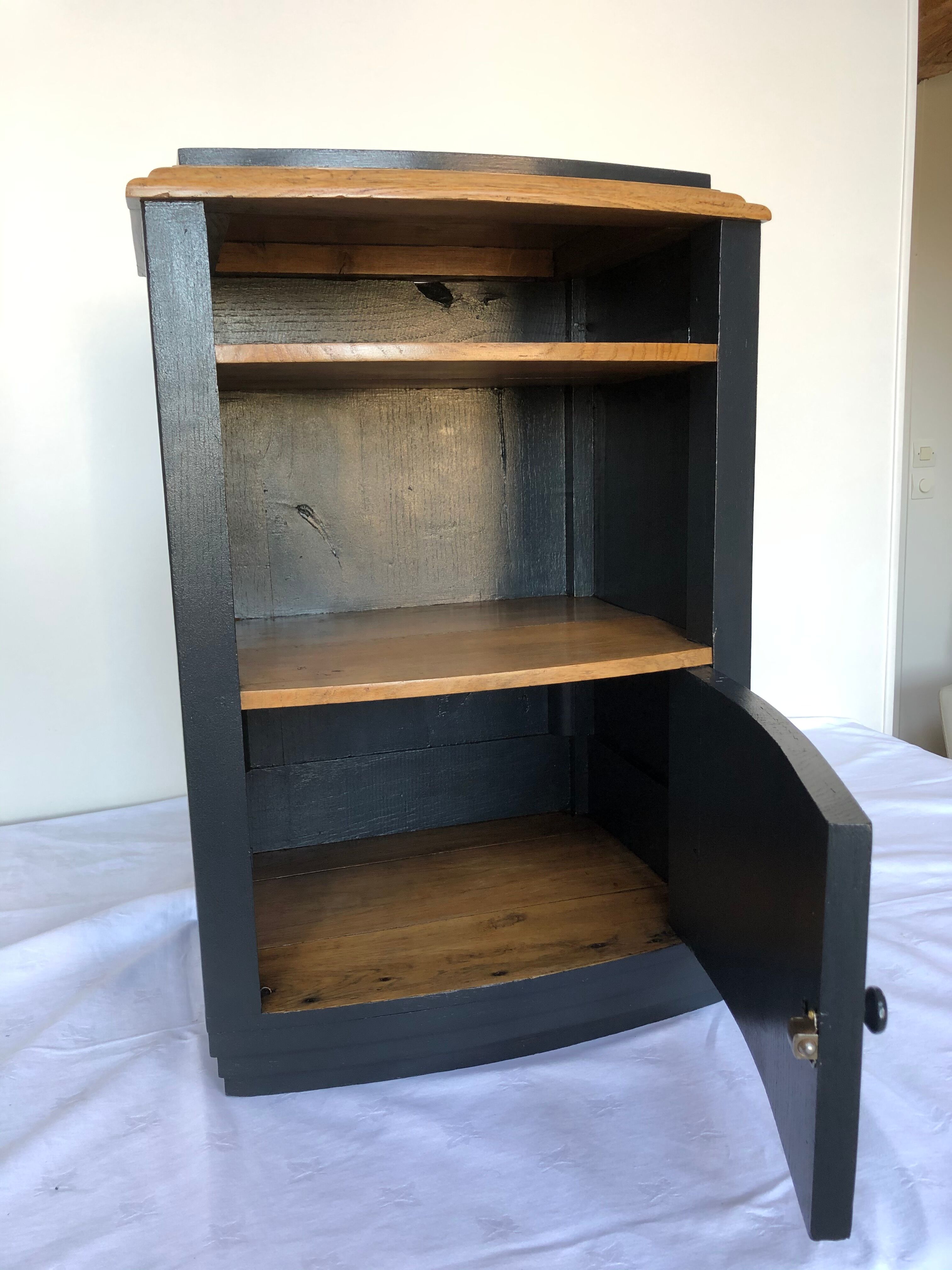 Chest of drawers / Bedside art deco style 1950s