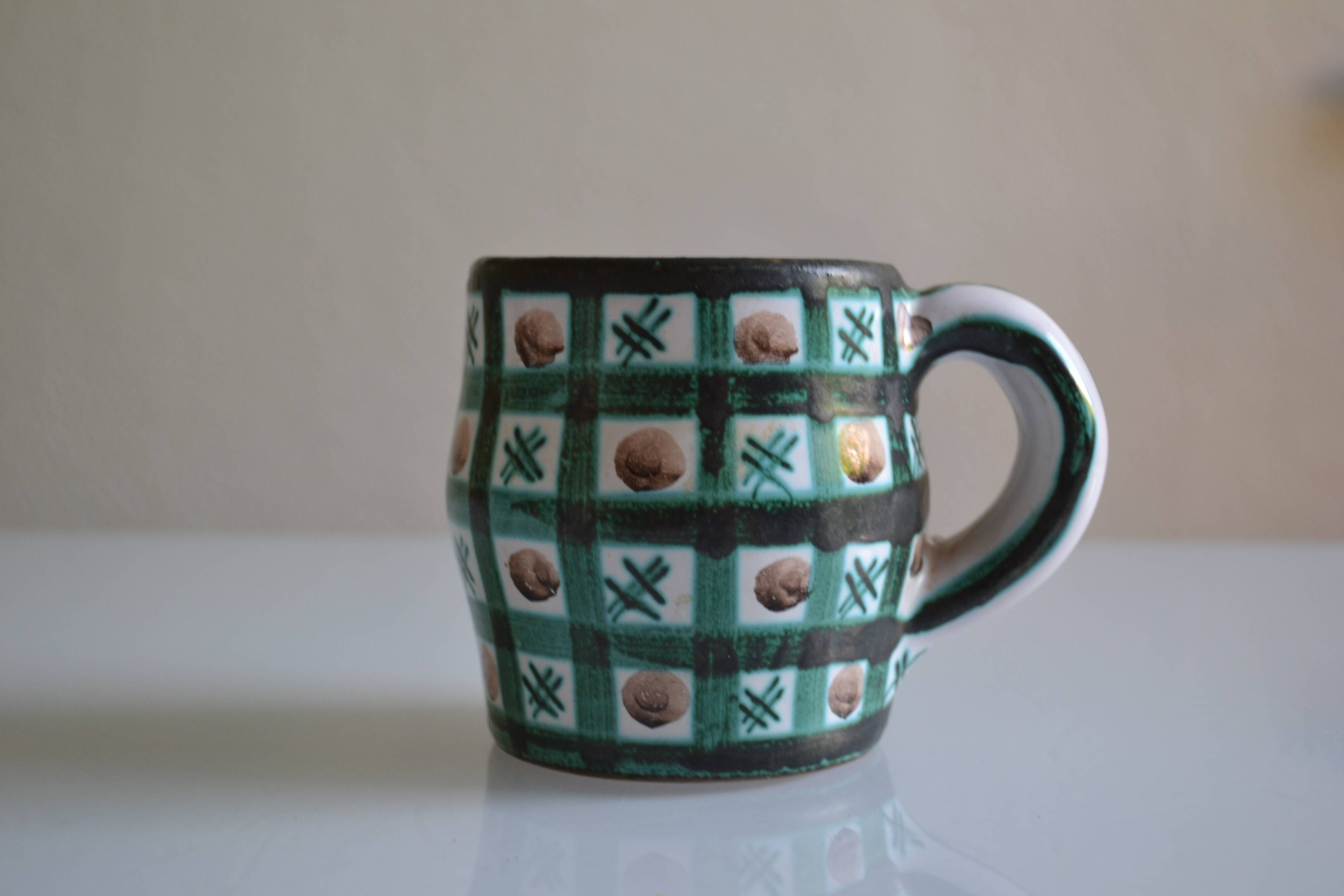Robert Picault (1919-2000) in Vallauris Large cup or ceramic mug