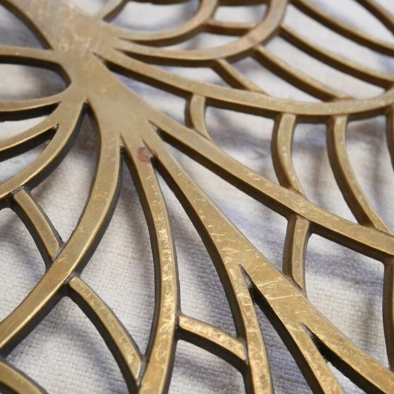 Brass leaf trivet