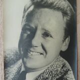 8 vintage autographed photos of American stars Metro Goldwin Mayer