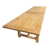 Extendable farmhouse table in solid oak