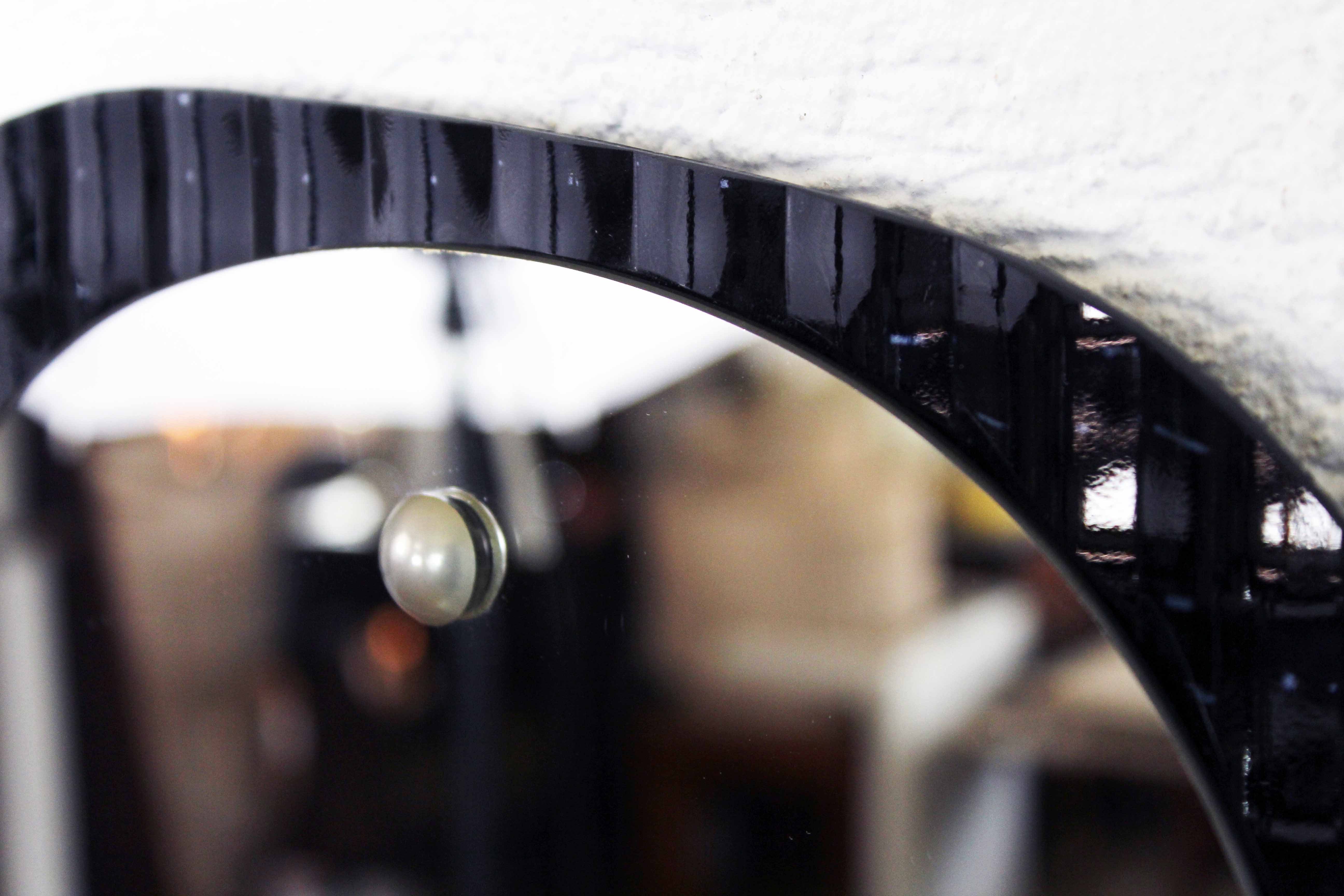 Free-form glass mirror - 80x33cm