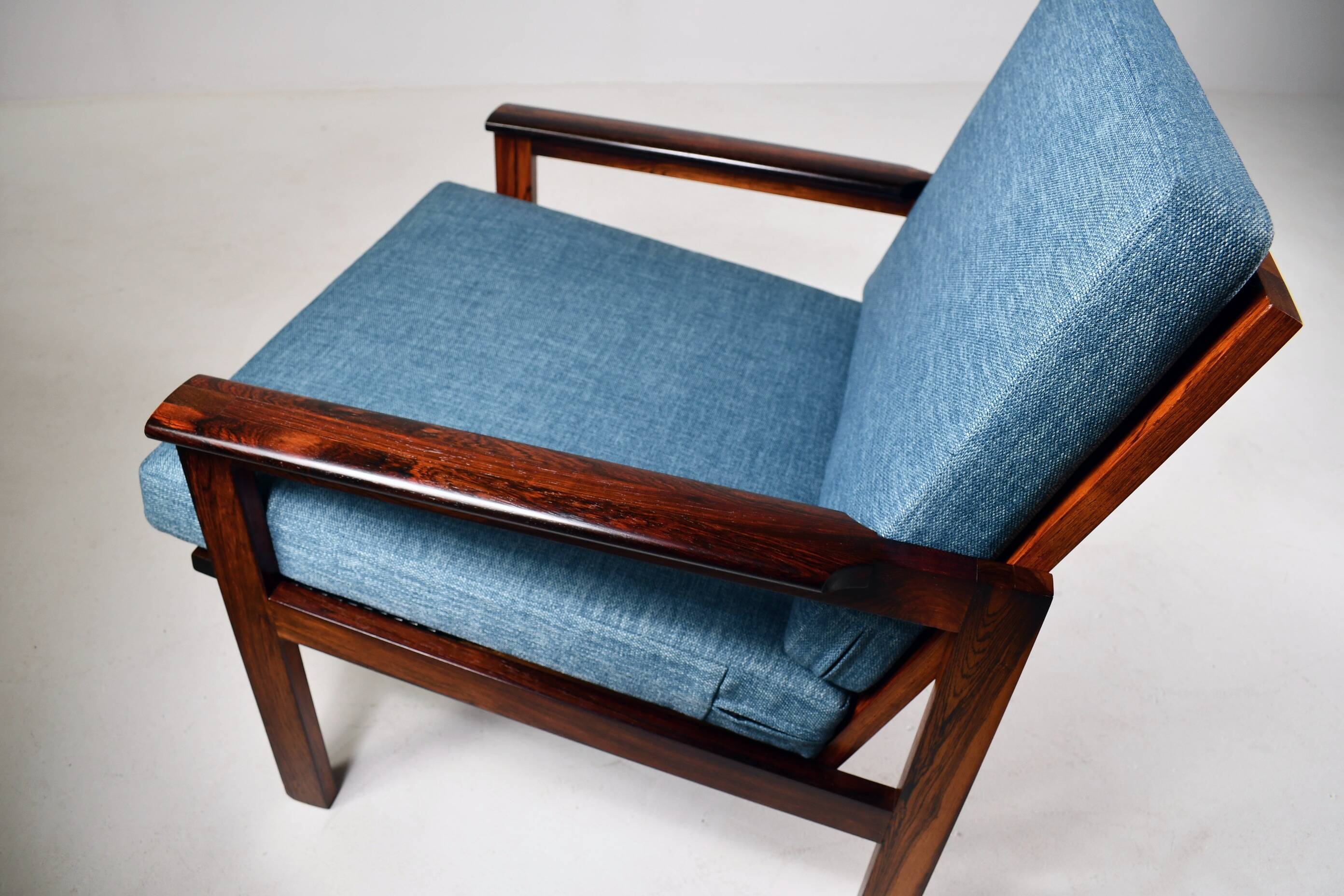 Fauteuil Capella par Illum Wikkelso pour Niels Eilersen. 1959.