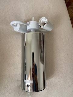 The "Bubble" table lamp in chrome finish, resulting from the collaboration.