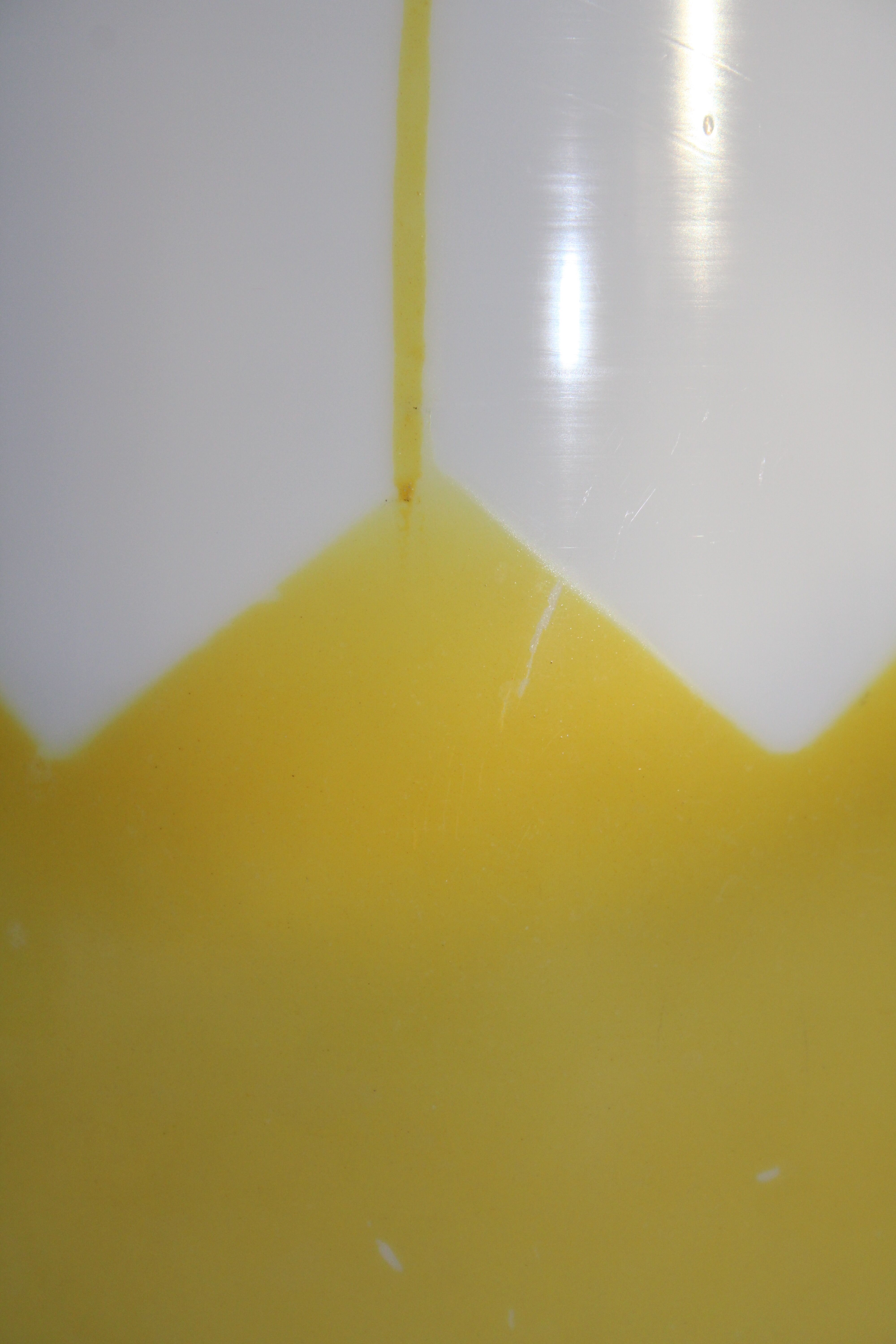 Ancien seau à glace opaline blanche et jaune